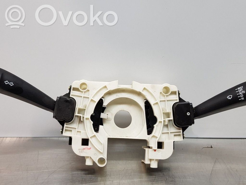 SsangYong Rodius Interruptor de control multifunción 