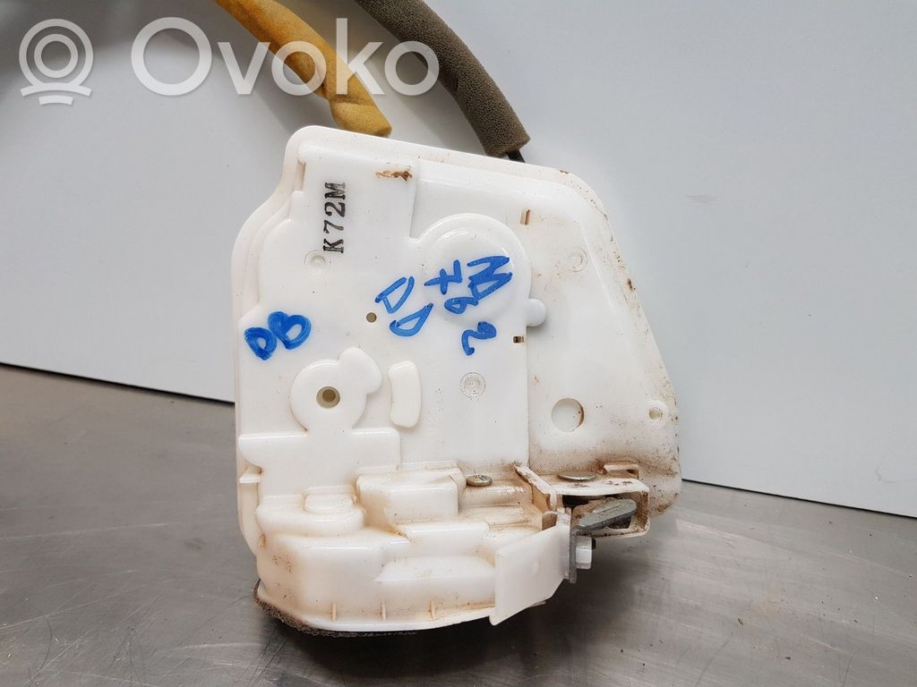 Mazda 3 III Front door lock 