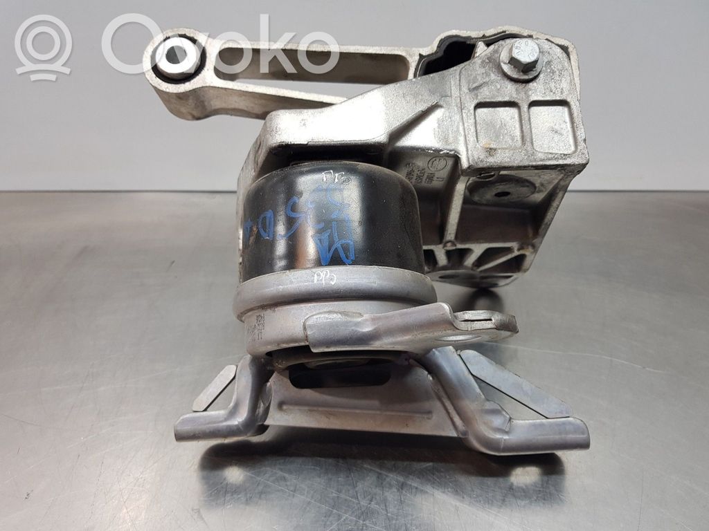 Engine mount bracket   LR024729,BJ326F012AB