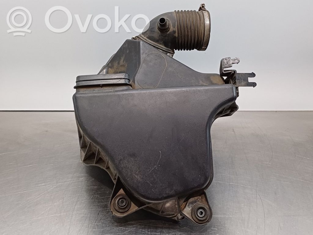 BMW 1 E81 E87 Oro filtras 