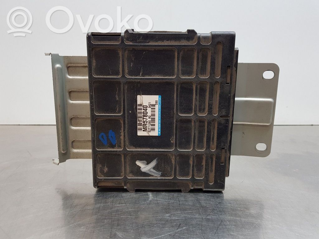 Engine control unit/module   MR578040