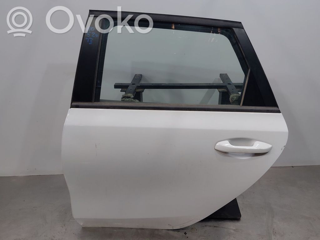 KIA Ceed Galinės durys 