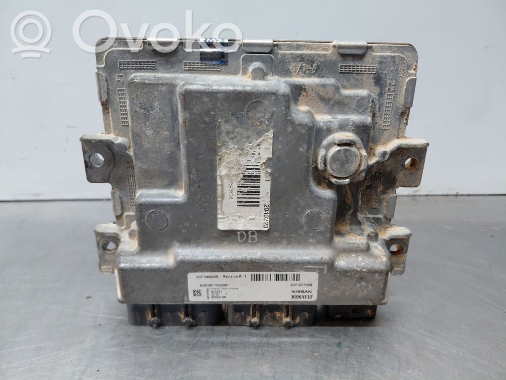 Renault Master III Engine control unit/module 