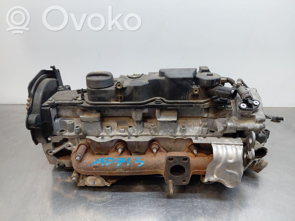Peugeot 208 I Engine head 