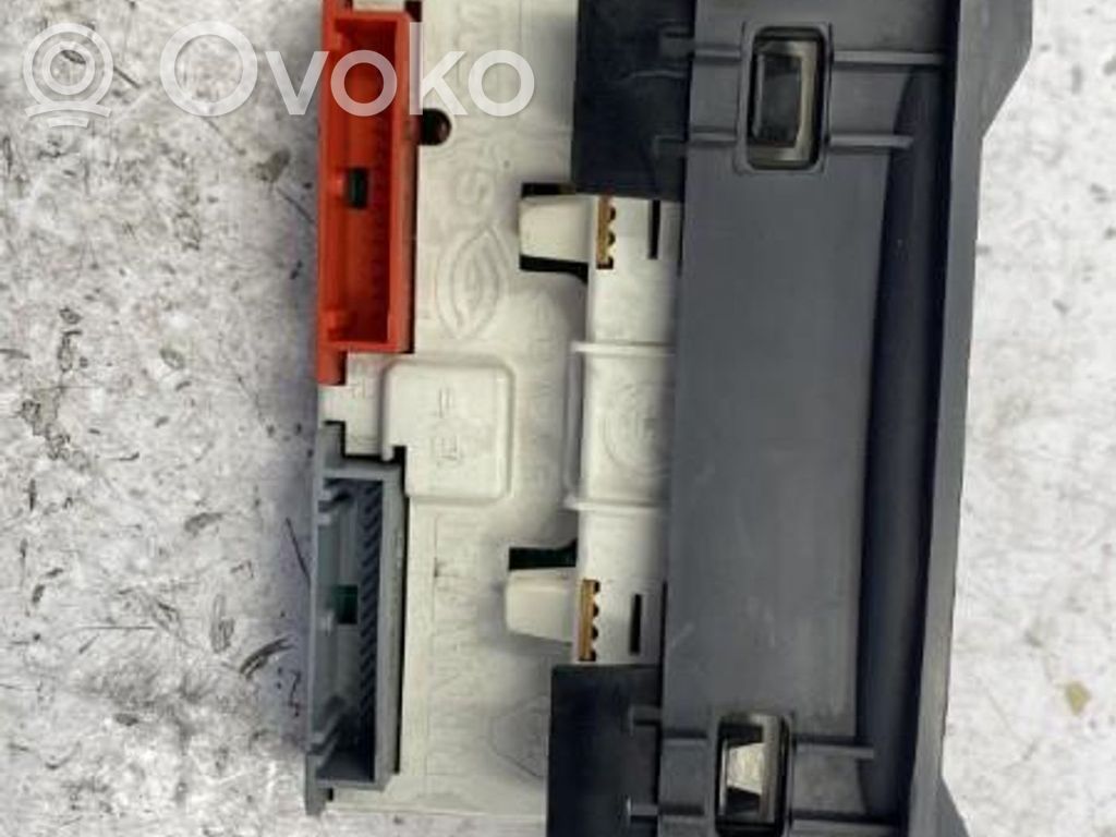 Screen/display/small screen   7711223097