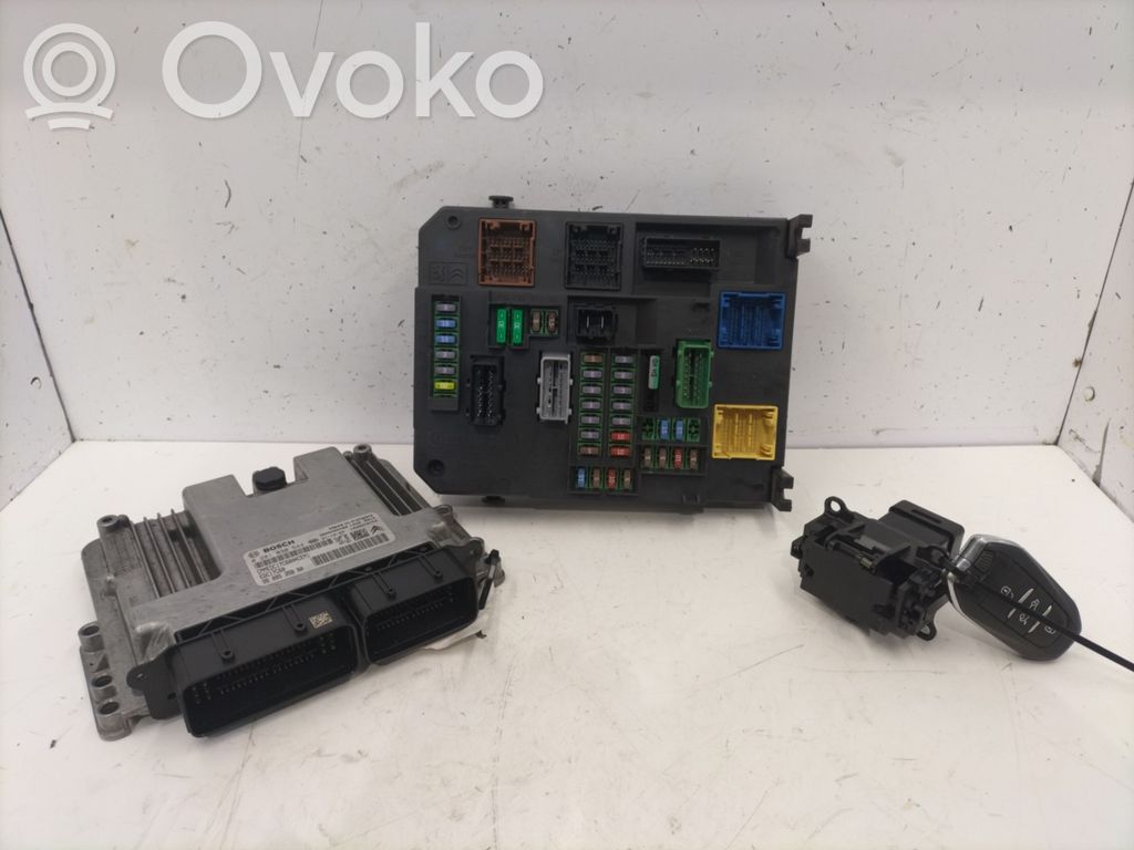 Citroen C4 Grand Picasso Engine ECU kit and lock set 