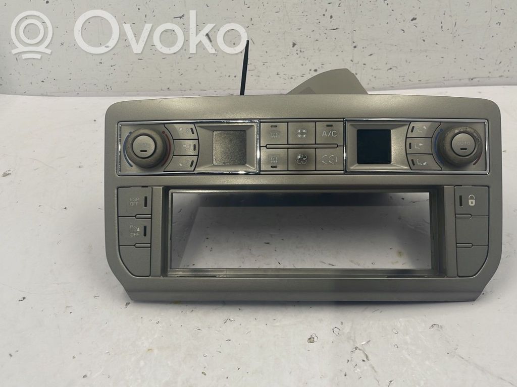 Climate control unit   00006452S0