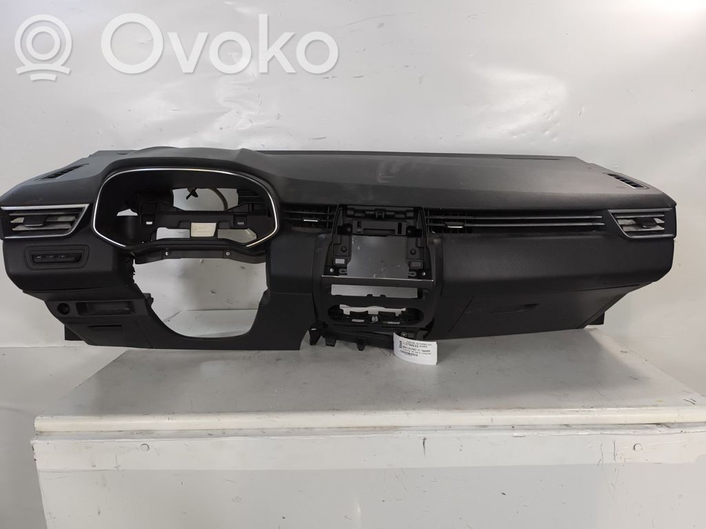 Panelė   681001535R