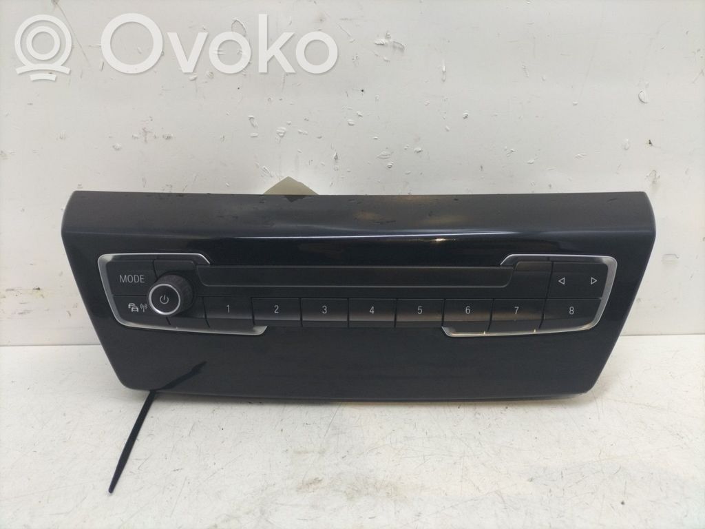 BMW 2 F45 Panel radia 