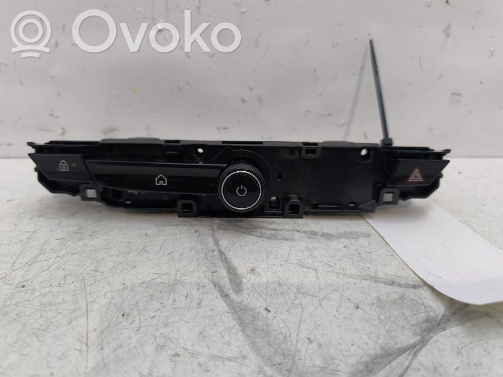 Opel Corsa F Comutator lumini pericol 