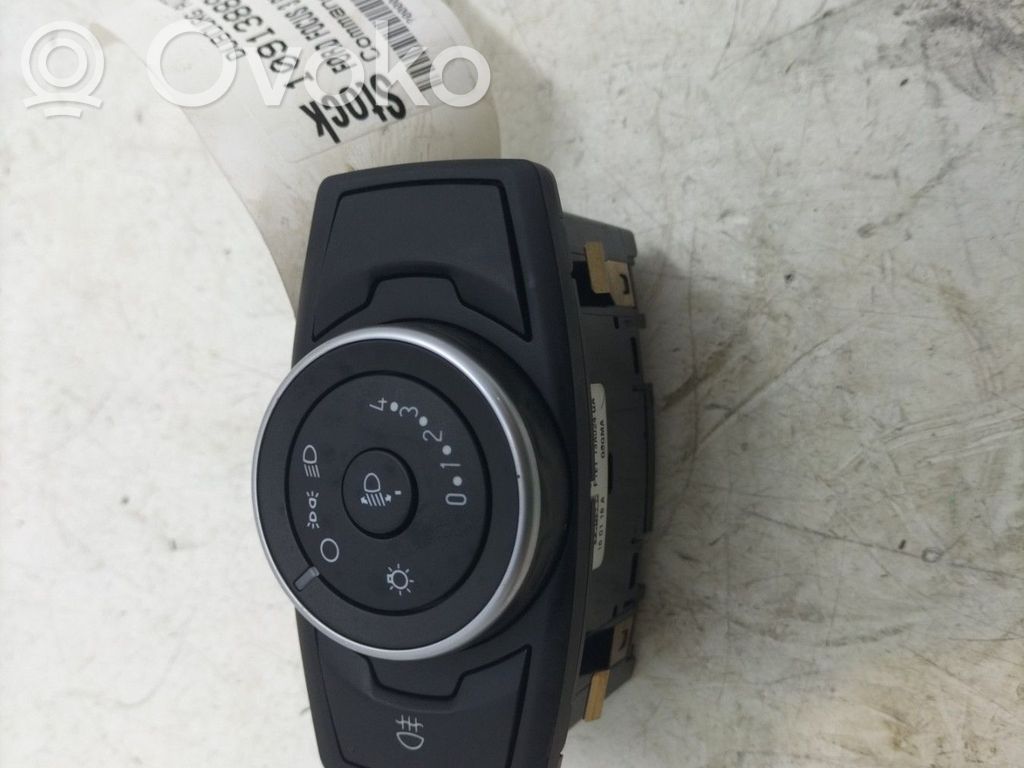 Ford Focus Light switch 