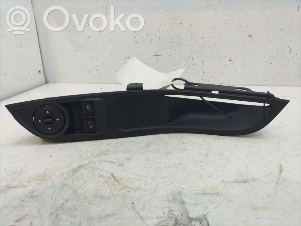 Electric window control switch   2120871