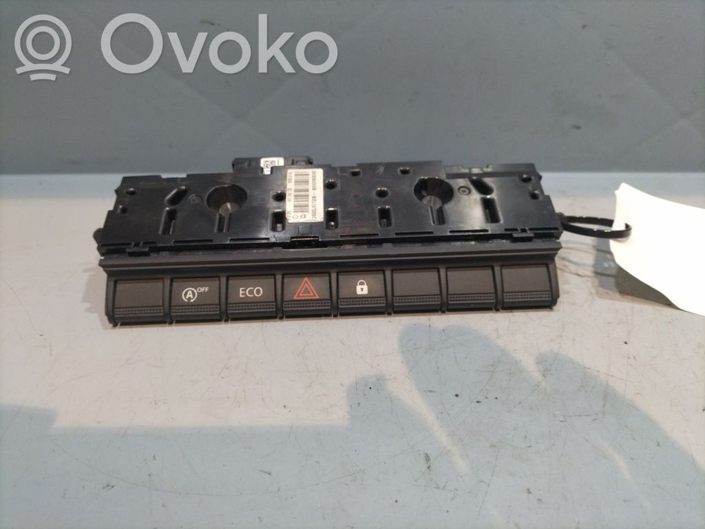 Hazard light switch   937001H015EQ