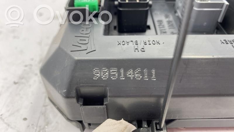 Peugeot 208 I Unitate control BSM