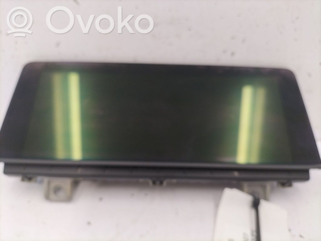 Monitor / wyświetlacz / ekran   684412604O