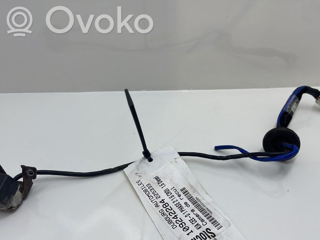 Peruutuskamera   957601H000
