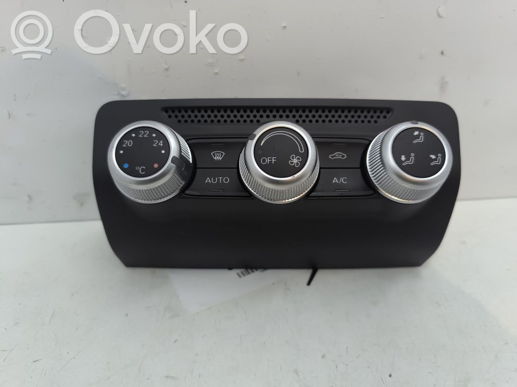 Audi A1 Climate control unit 