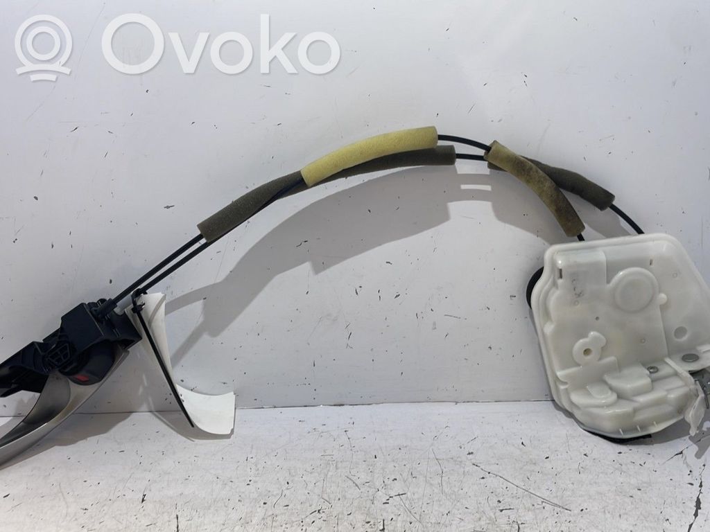 Mazda CX-3 Takaoven lukko 
