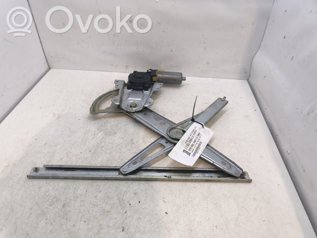 Toyota Yaris Alzacristalli della portiera anteriore con motorino 
