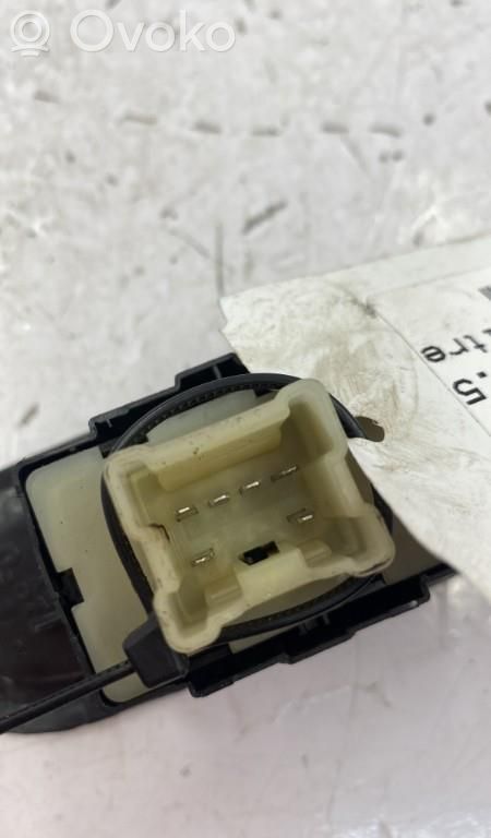 Electric window control switch   254217475R