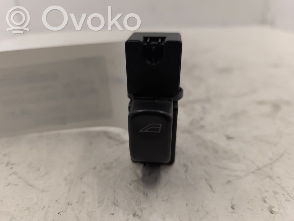 Electric window control switch   C2S2174