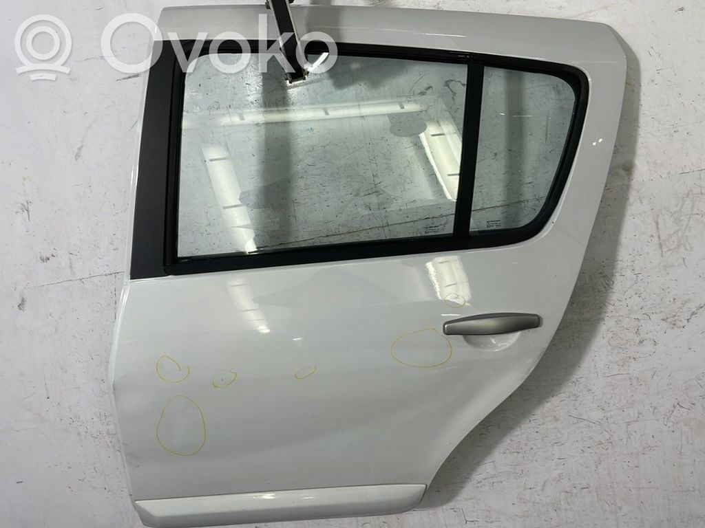 Puerta trasera   821018232R