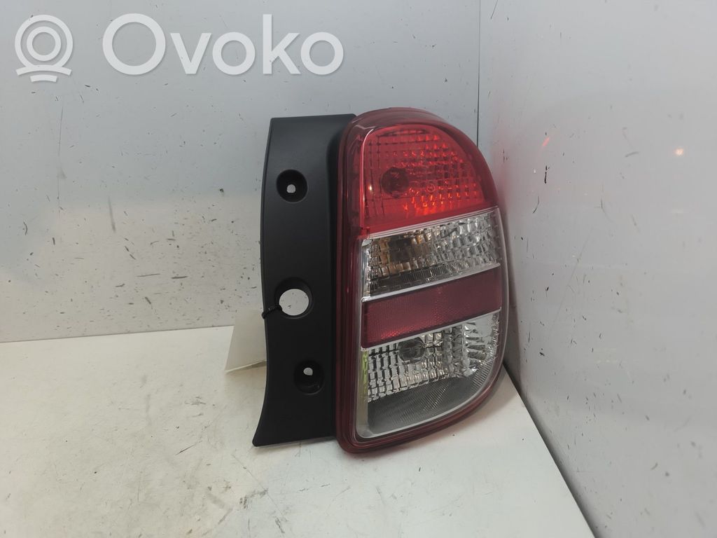 Nissan Micra Lampă spate în caroserie 