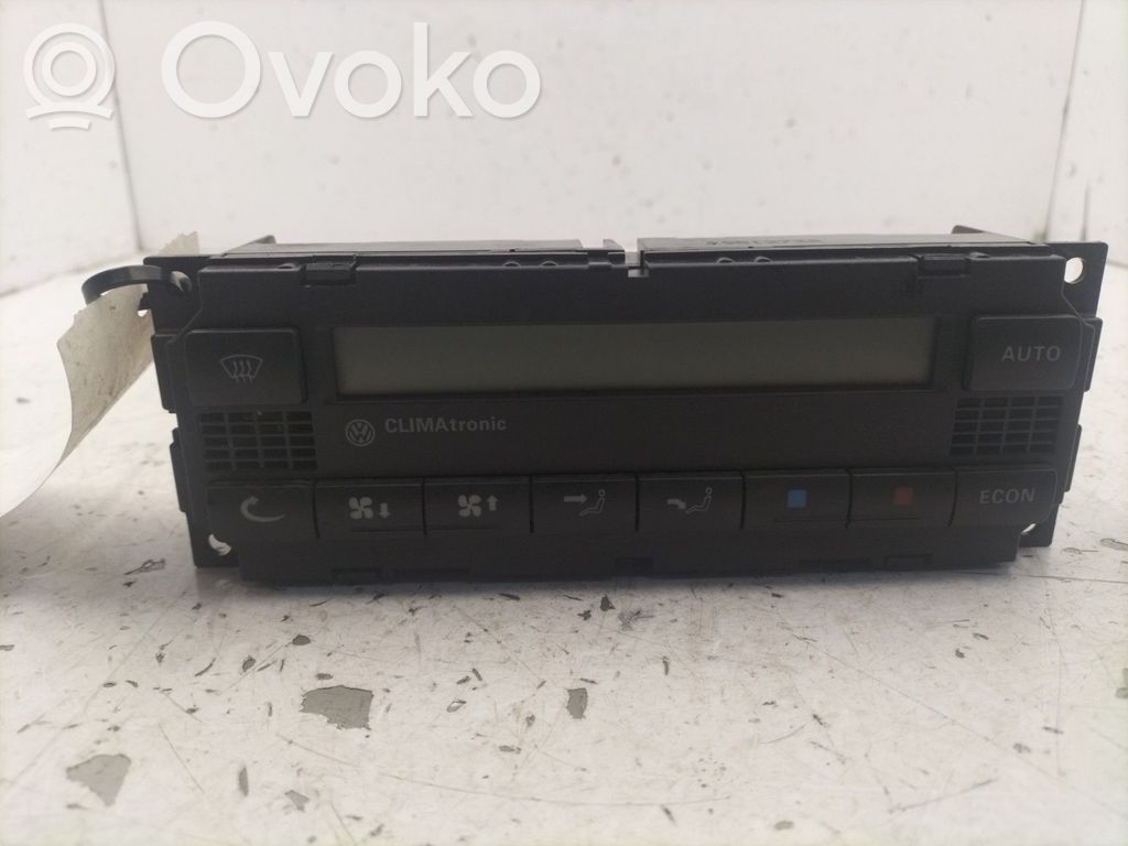 Volkswagen Golf IV Panel klimatyzacji 