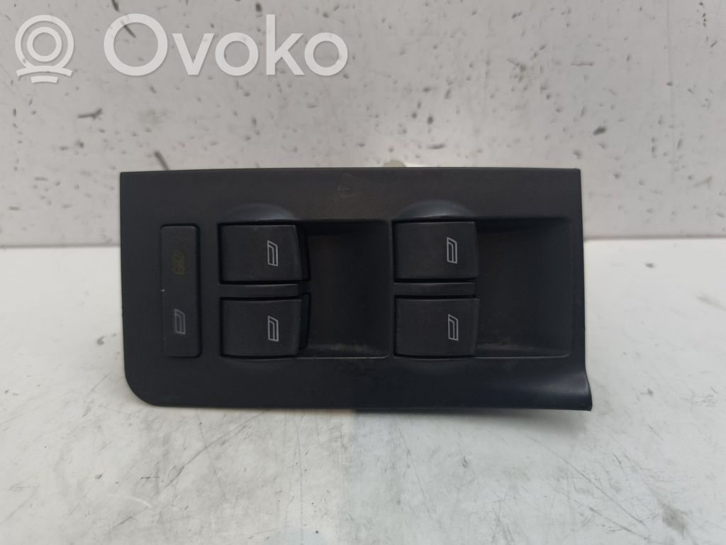 Audi A6 Allroad C5 Electric window control switch 