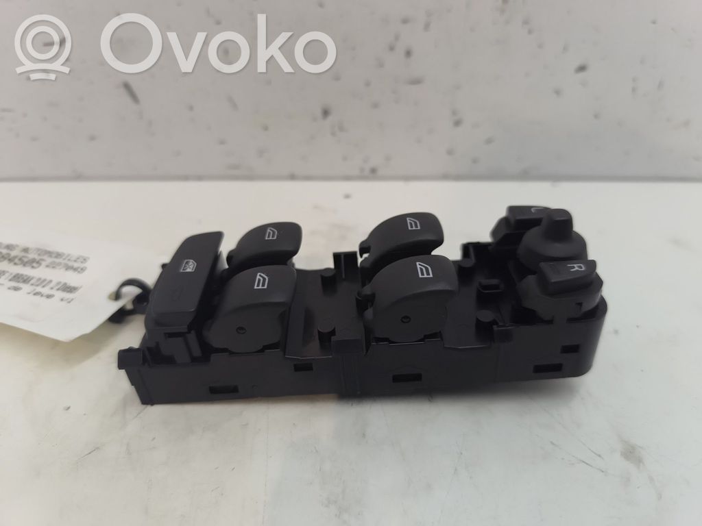 Volvo V40 Electric window control switch 