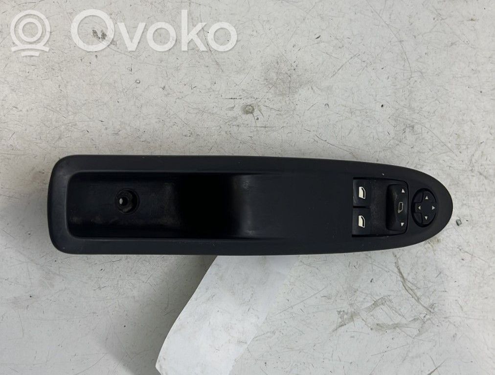 Interruptor del elevalunas eléctrico   00006490JW
