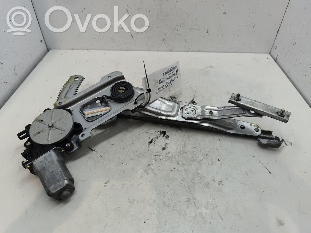 Subaru Forester SF Elektryczny podnośnik szyby drzwi tylnych