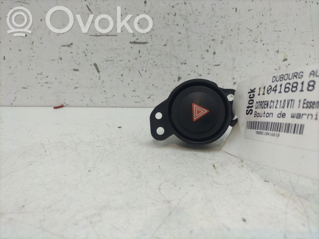 Botón interruptor de luz de peligro   B000778280