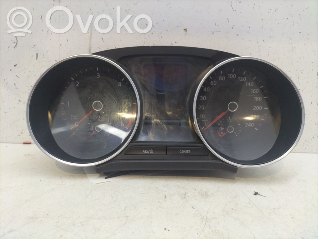 Volkswagen Polo V 6R Licznik / Prędkościomierz 