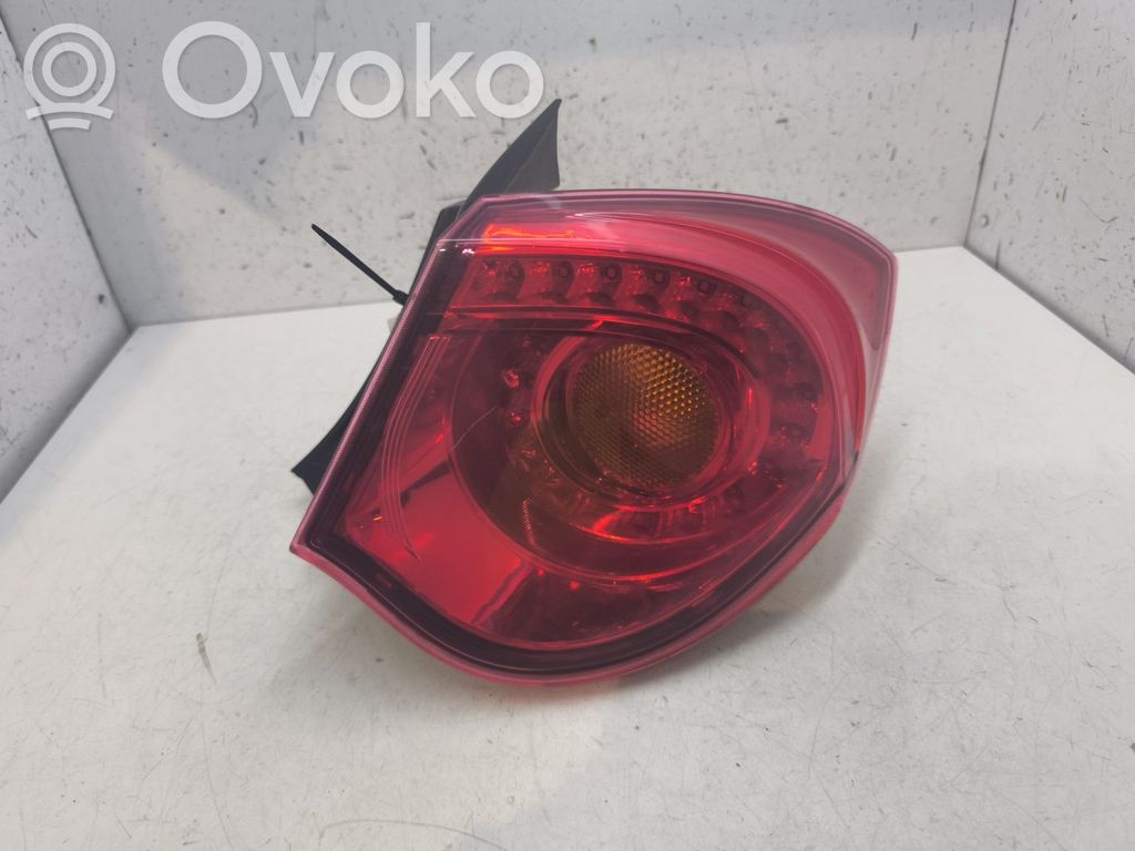 Alfa Romeo Giulietta Luci posteriori 