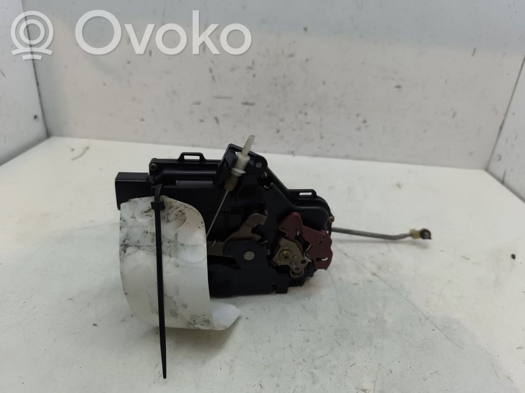 Audi A4 S4 B6 8E 8H Încuietoare ușă față 
