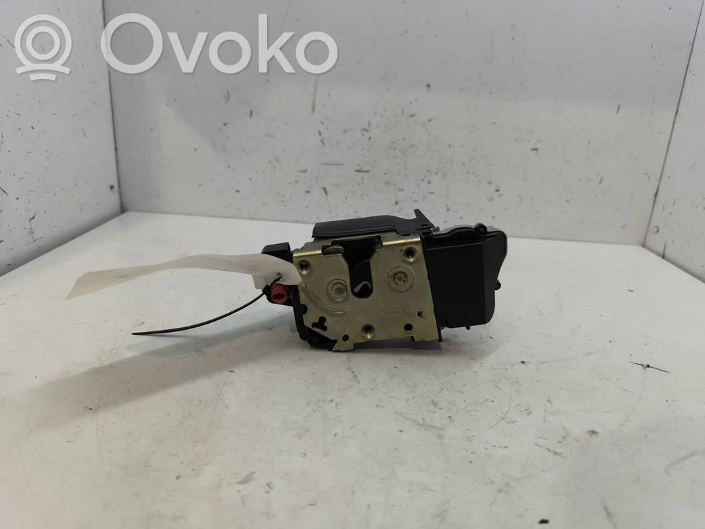 Takaoven lukko   913870