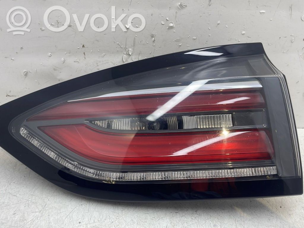 Renault Espace V (RFC) Lampă spate în capacul portbagajului 