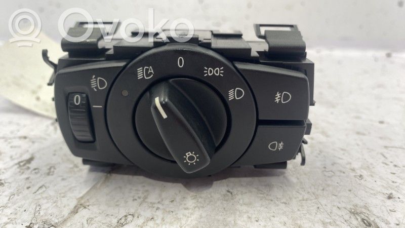Lichtschalter   693279203