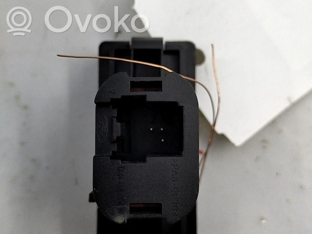 Ford C-MAX I Hazard light switch 