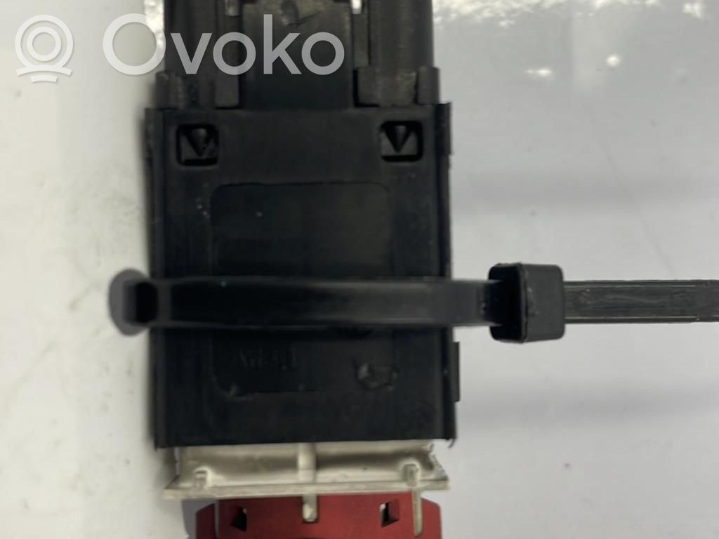 Botón interruptor de luz de peligro   3C0953509A