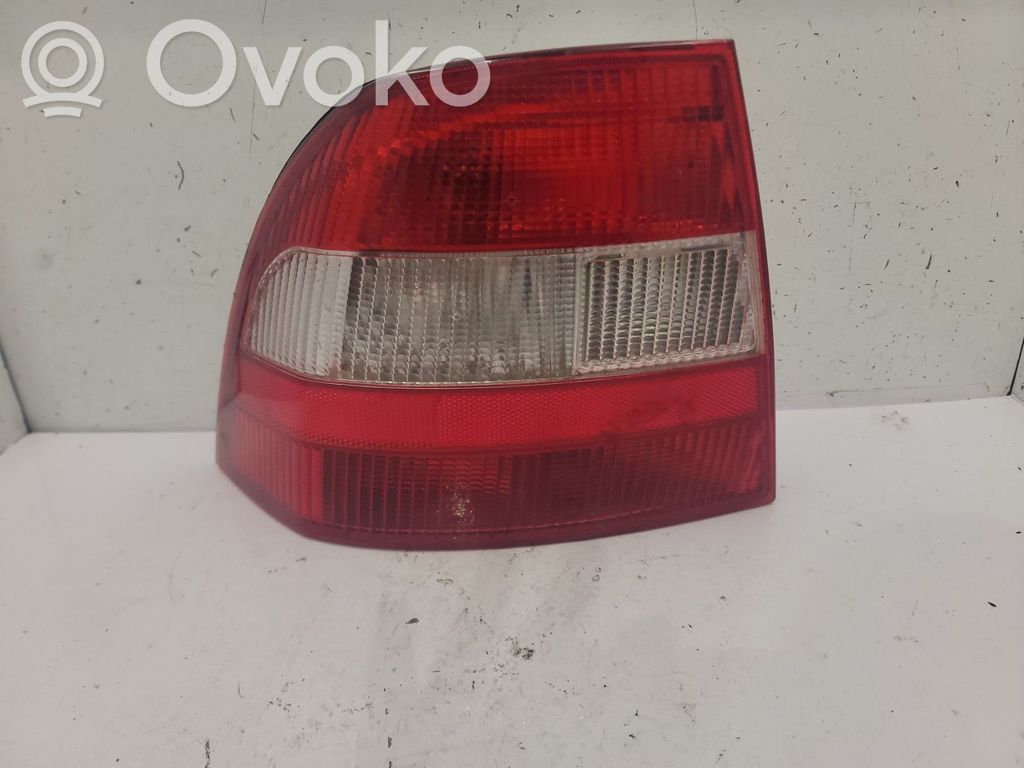 Opel Vectra B Luci posteriori