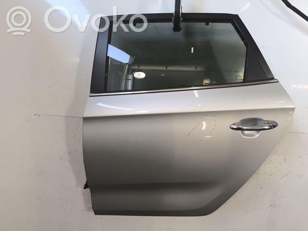 KIA Carens III Portiera posteriore