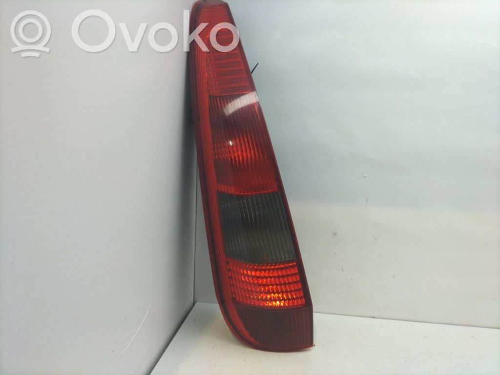 Ford Fiesta Lampă spate în caroserie 
