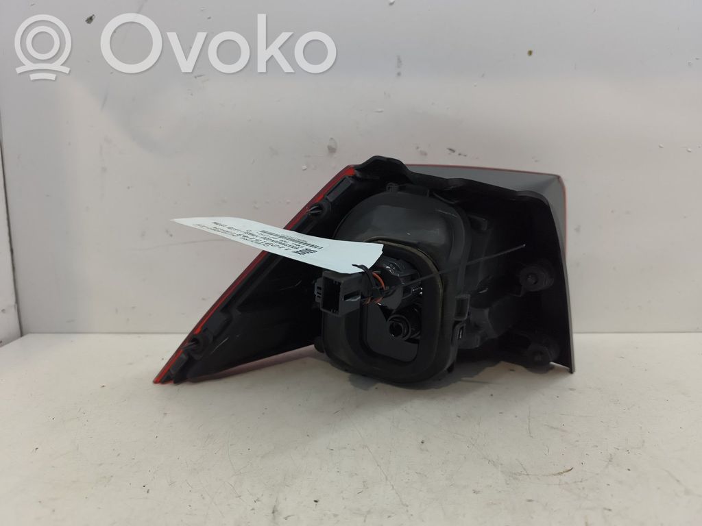 Takavalot   5G0945096M