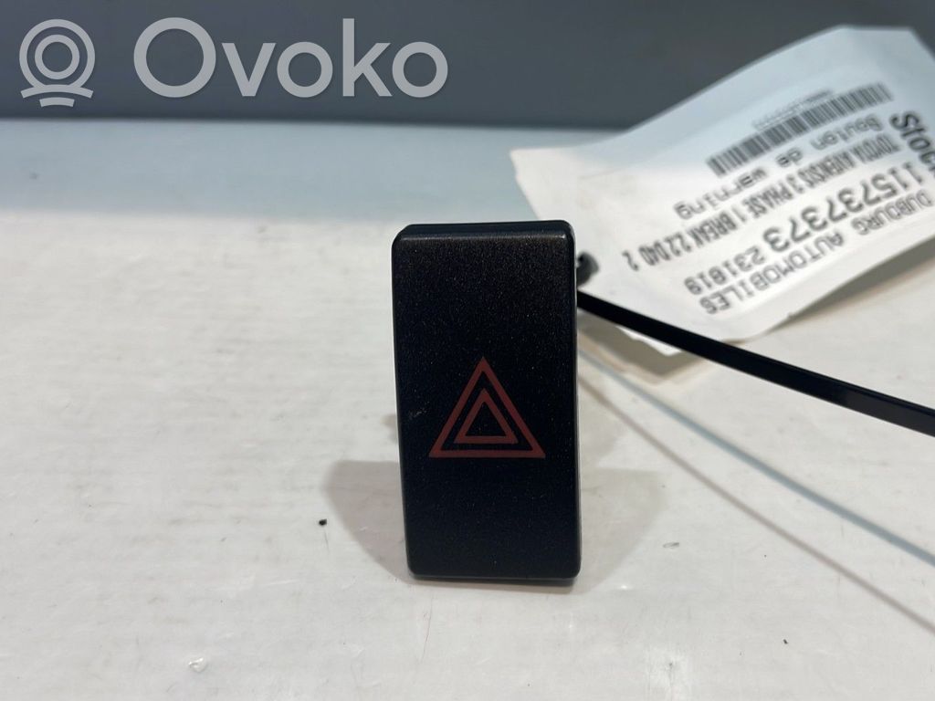 Toyota Avensis T270 Interruttore luci di emergenza 