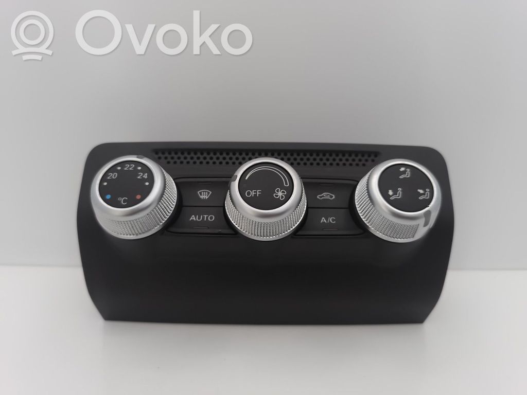Audi A1 Climate control unit 