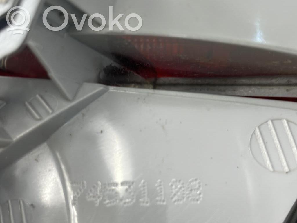 Mercedes-Benz E W210 Lampy tylnej klapy bagażnika 