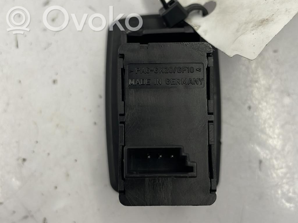 Interruptor del elevalunas eléctrico   61316945876