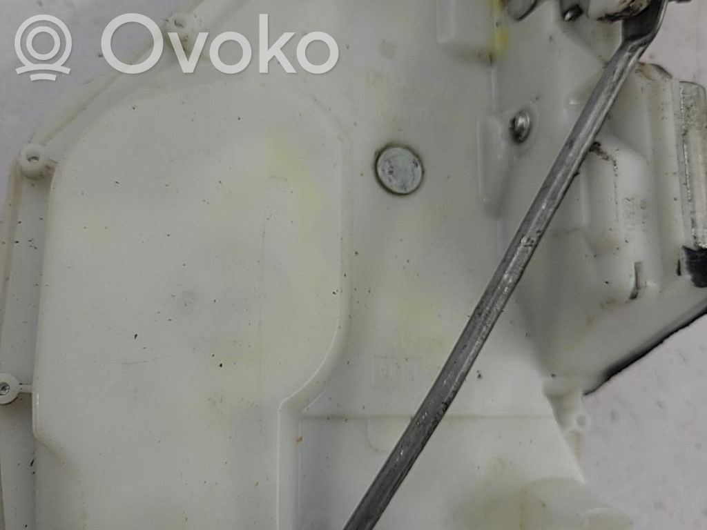 Suzuki SX4 Etuoven lukko 